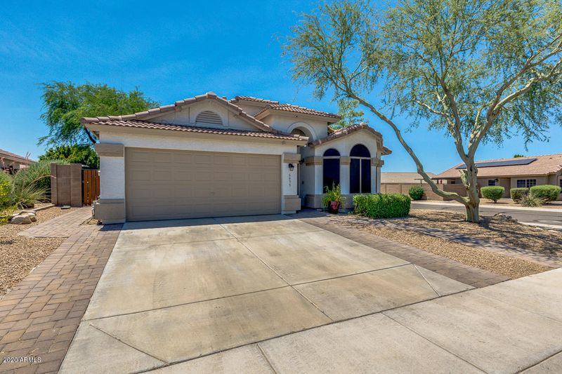 6435 W Chisum Trl, Phoenix, AZ 85083