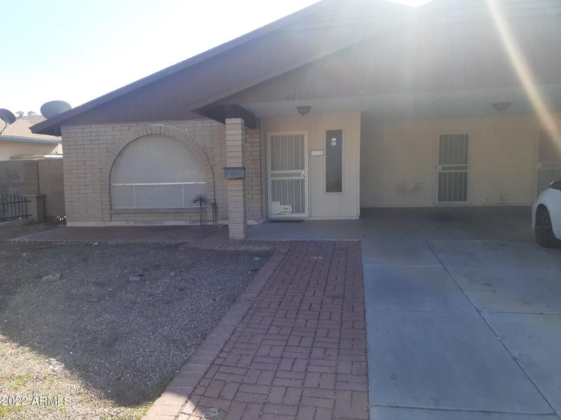 6435 W Lawrence Rd, Glendale, AZ 85301