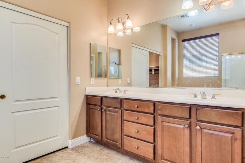 6435 W Via Dona Rd, Phoenix, AZ 85083