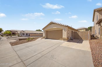 6436 Saddlehorn Rd, Phoenix, AZ 85083