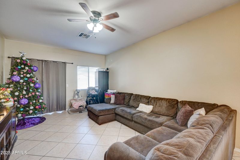 6438 W Riva Rd, Phoenix, AZ 85043
