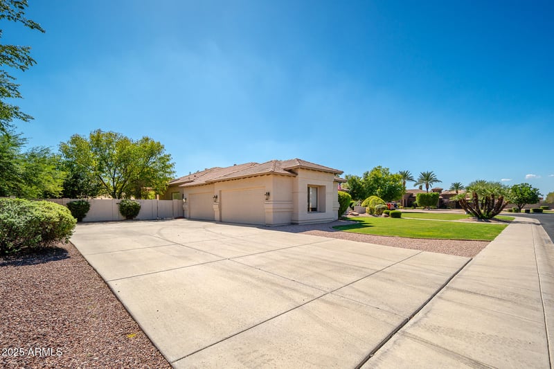 6439 Willow Ave, Glendale, AZ 85304