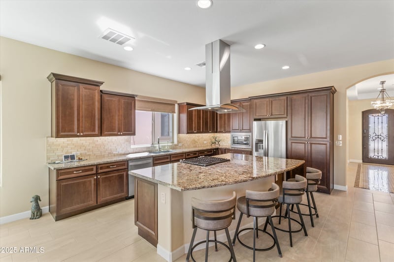 644 Las Puertas Ln, Queen Creek, AZ 85140