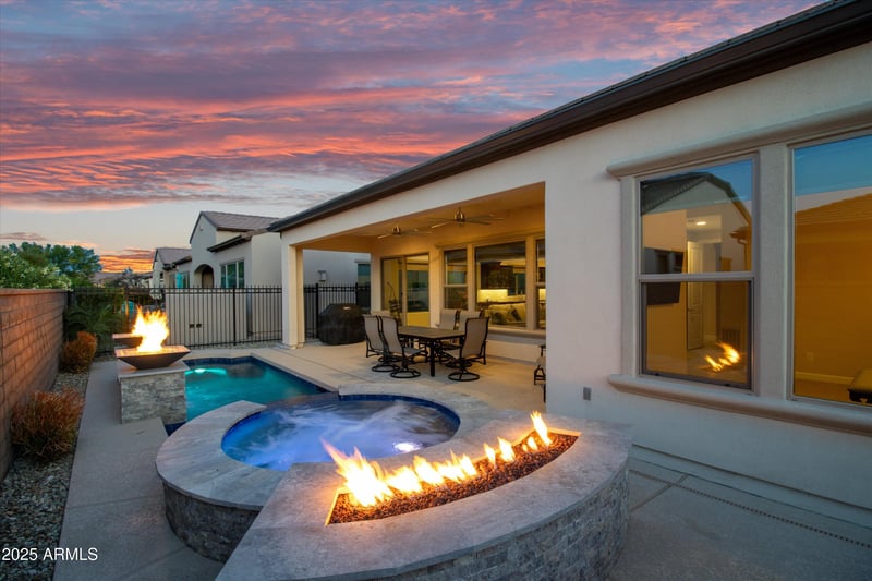 644 Las Puertas Ln, Queen Creek, AZ 85140
