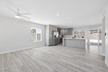 644 Garnet Ave, Mesa, AZ 85210