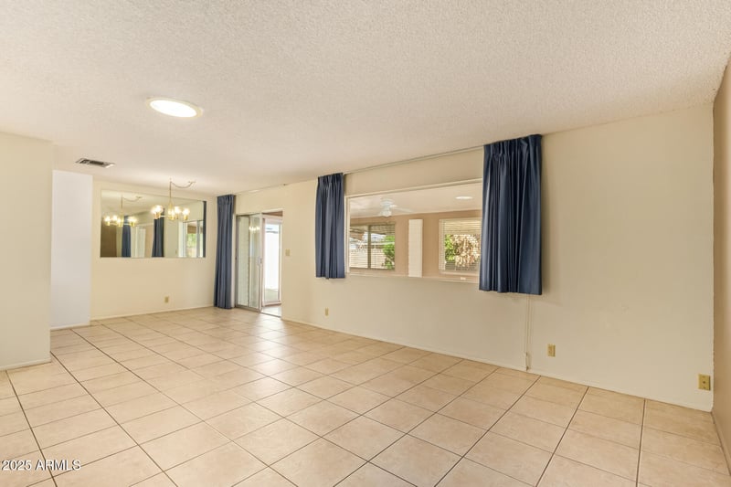 6440 Dodge St, Mesa, AZ 85205