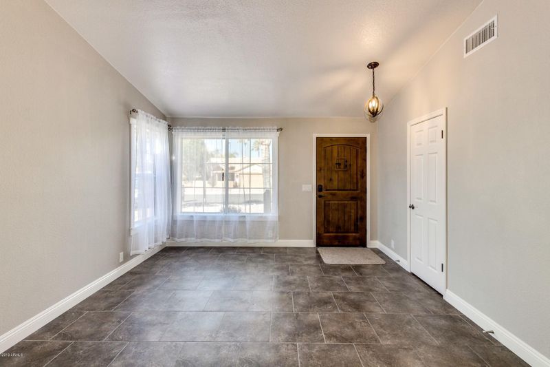 6441 E Riverdale St, Mesa, AZ 85215