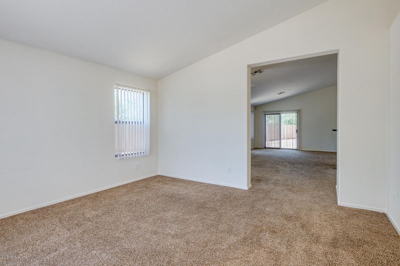 6442 W Chickasaw St, Phoenix, AZ 85043