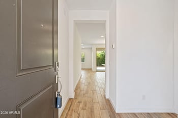 6443 17th Pl, Phoenix, AZ 85016