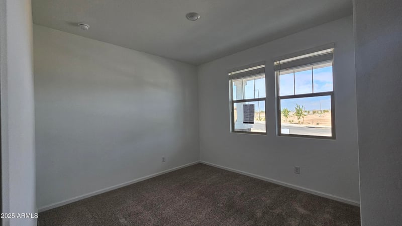 6443 Fiddleneck Way, San Tan Valley, AZ 85140