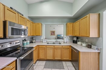 6443 W Prickly Pear Trl, Phoenix, AZ 85083