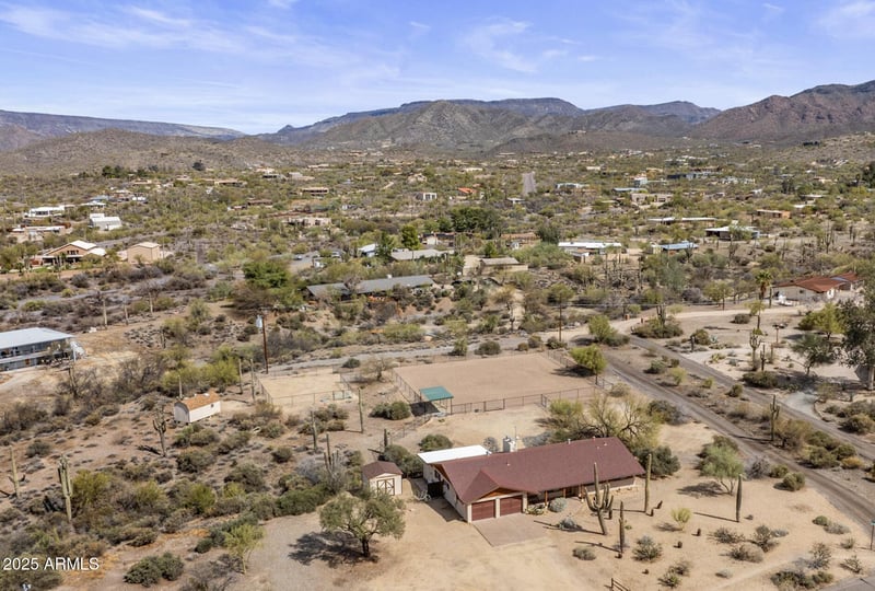 6444 Highland Rd, Cave Creek, AZ 85331