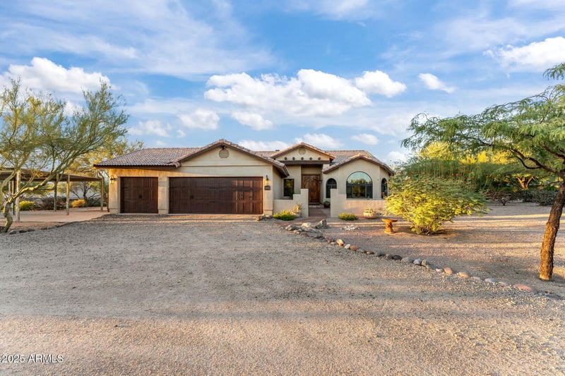 6444 Montgomery Rd, Cave Creek, AZ 85331
