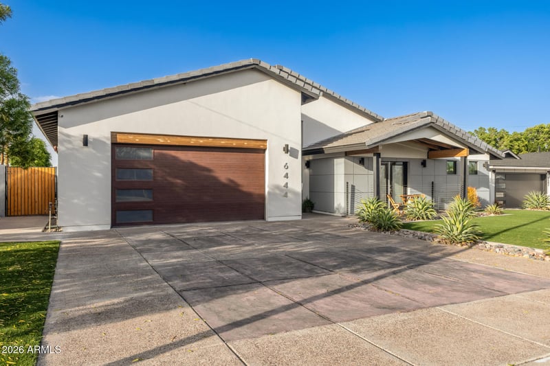 6444 Oak St, Scottsdale, AZ 85257