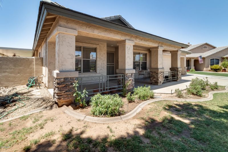 6445 W Taro Ln, Glendale, AZ 85308