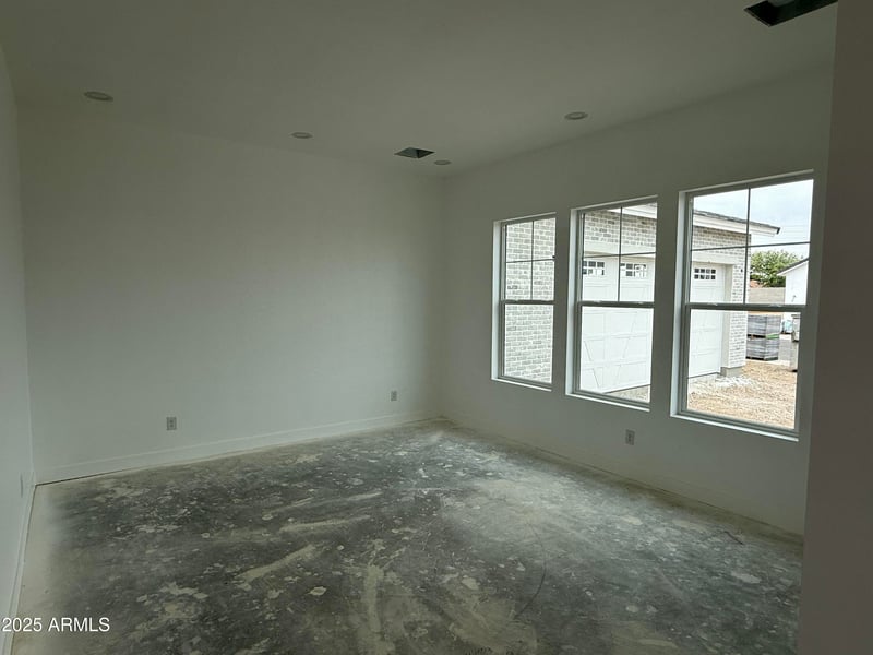 6446 Omega Cir, Mesa, AZ 85215