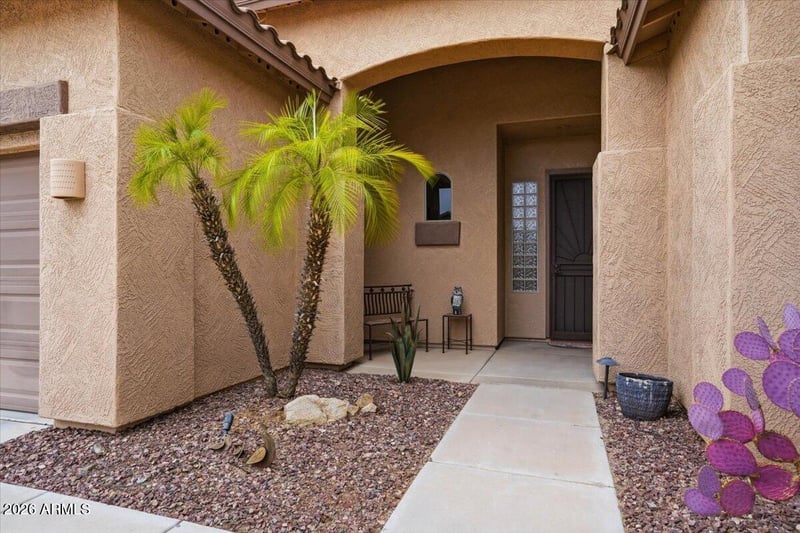 6446 W Maya Way, Phoenix, AZ 85083