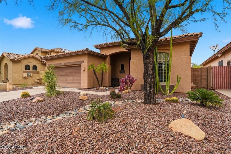 6446 W Maya Way, Phoenix, AZ 85083