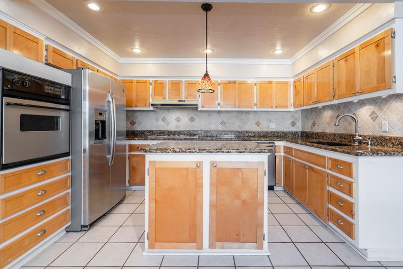 6446 W Oregon Ave, Glendale, AZ 85301