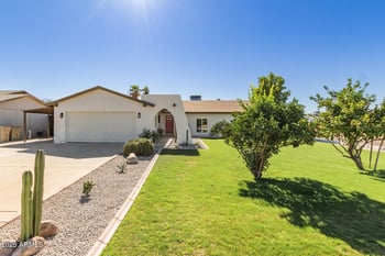 6449 Mountain View Rd, Glendale, AZ 85302