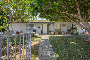 6449 Bethany Home Rd, Glendale, AZ 85301