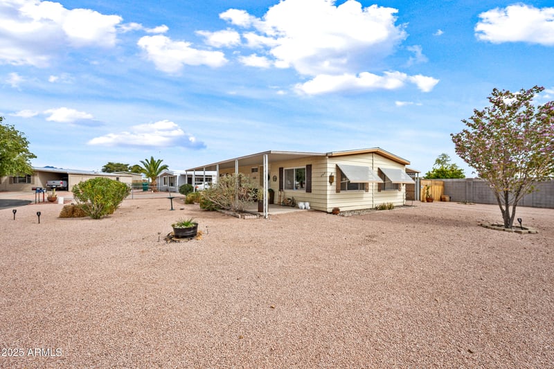 645 86th St, Mesa, AZ 85208