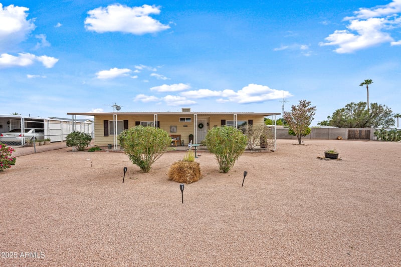 645 86th St, Mesa, AZ 85208