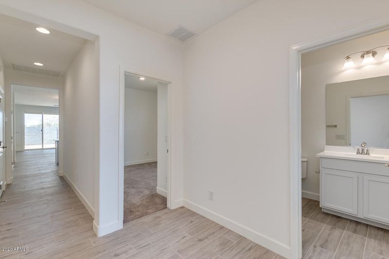 645 E Vail Ln, San Tan Valley, AZ 85140