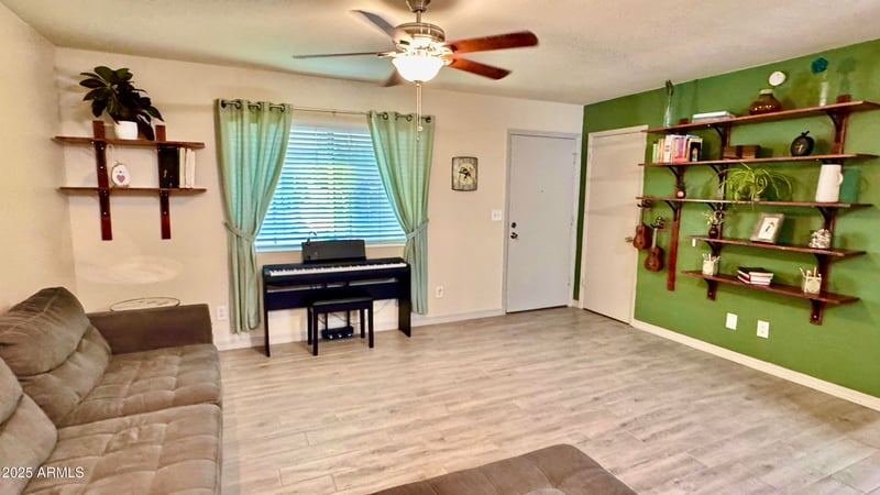 645 Mesquite Ave, Apache Junction, AZ 85119