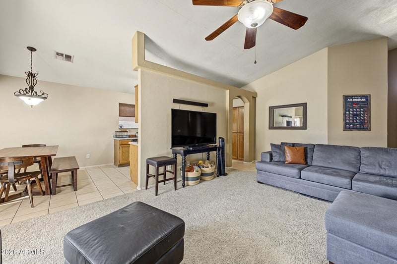 645 W Naranja Ave, Mesa, AZ 85210
