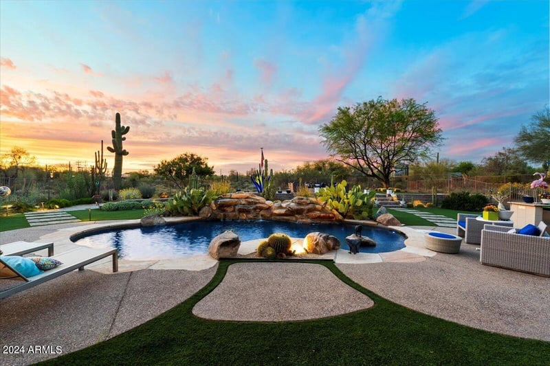 6450 Bent Tree Dr, Scottsdale, AZ 85266