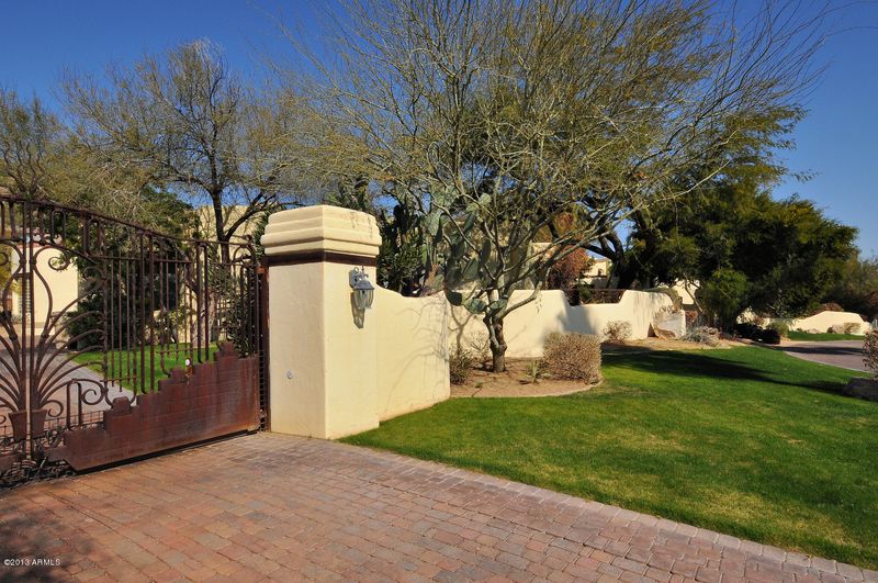 6450 E Cactus Wren Pl, Paradise Valley, AZ 85253