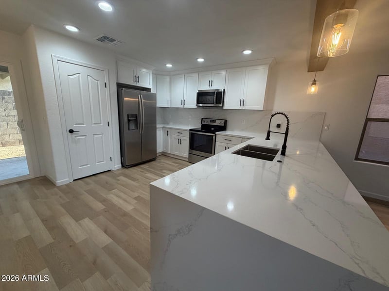 6452 W Ruth Ave, Glendale, AZ 85302