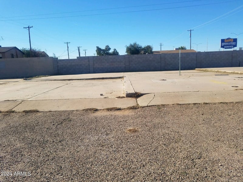 6453 Main St #1, Mesa, AZ 85205