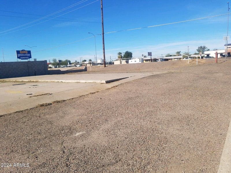 6453 Main St #1, Mesa, AZ 85205