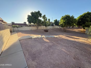 6454 University Dr #2, Mesa, AZ 85205