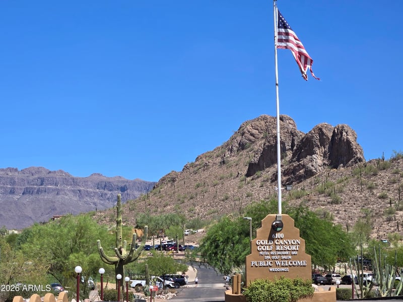 6457 Avenida La Manana St, Gold Canyon, AZ 85118