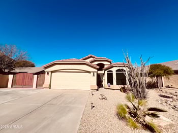 6458 Adobe Dr, Glendale, AZ 85308