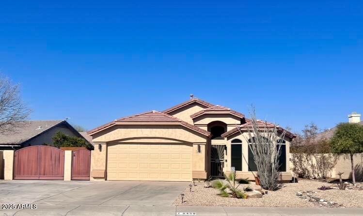 6458 Adobe Dr, Glendale, AZ 85308