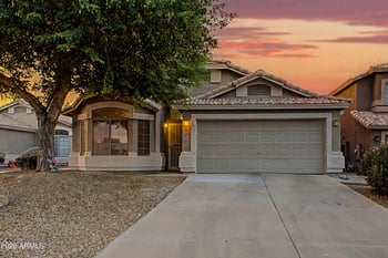 6458 W Saddlehorn Rd, Phoenix, AZ 85083