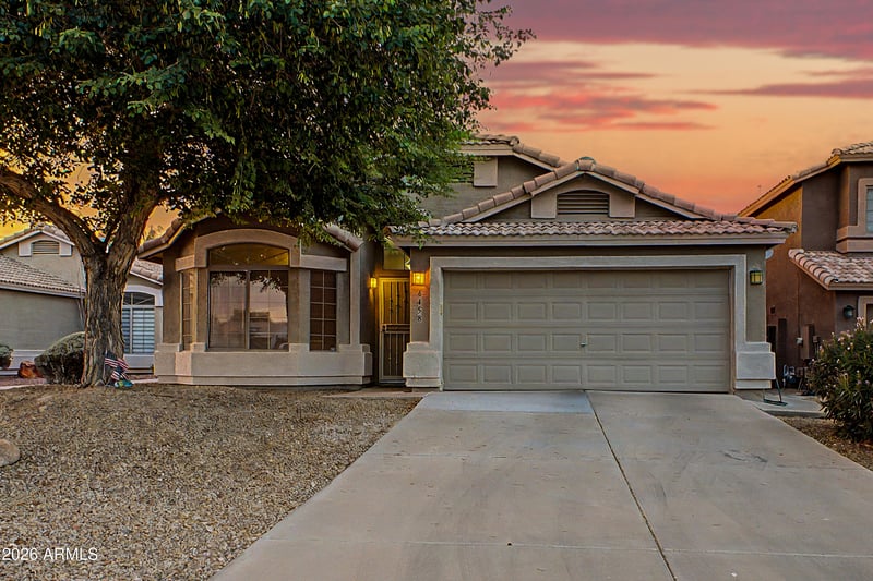 6458 W Saddlehorn Rd, Phoenix, AZ 85083