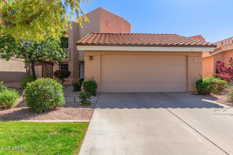 6459 Sugarloaf St, Mesa, AZ 85215