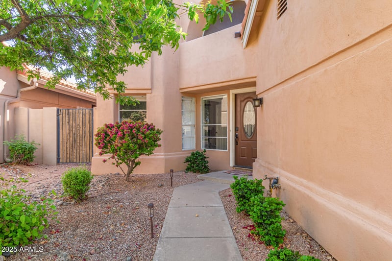 6459 Sugarloaf St, Mesa, AZ 85215
