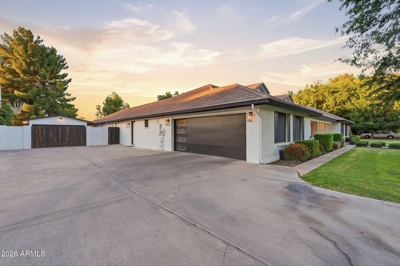 646 Leah Ln, Gilbert, AZ 85234