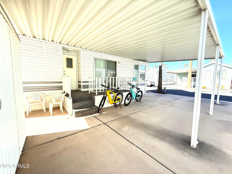 646 Hawks Eye Dr, Apache Junction, AZ 85119