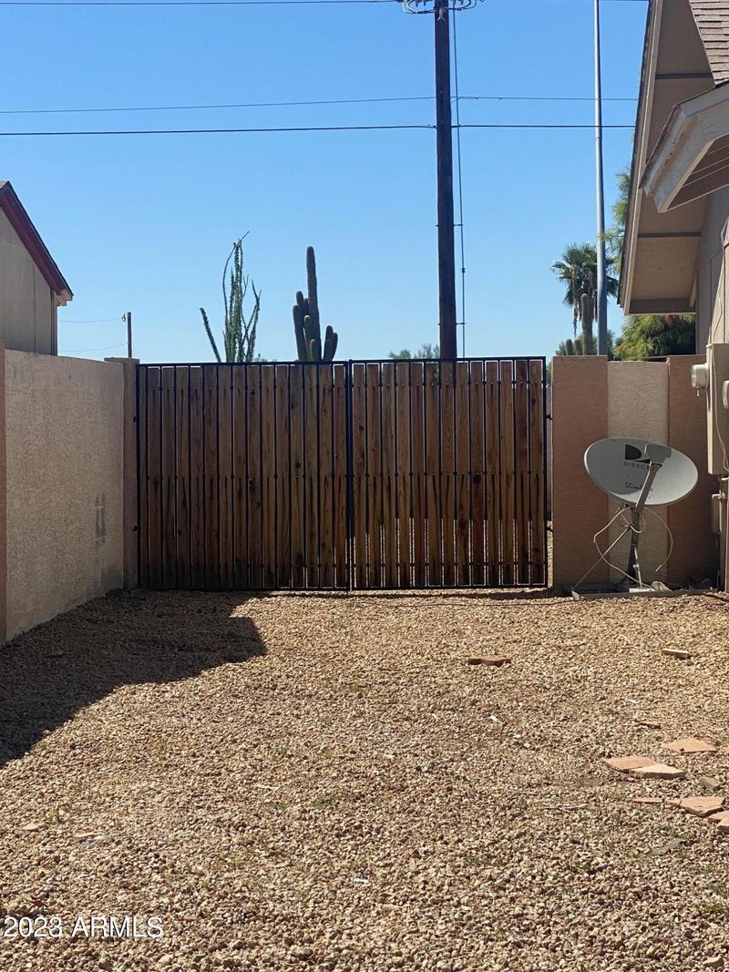 646 N 92nd Pl, Mesa, AZ 85207