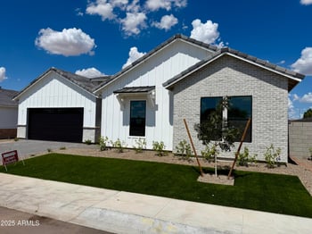 6460 Omega Cir, Mesa, AZ 85215