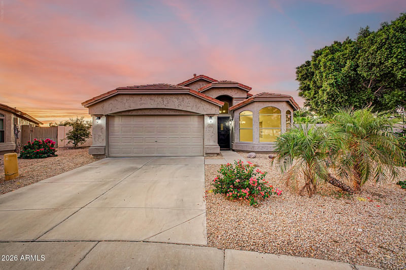 6462 W Escuda Rd, Glendale, AZ 85308