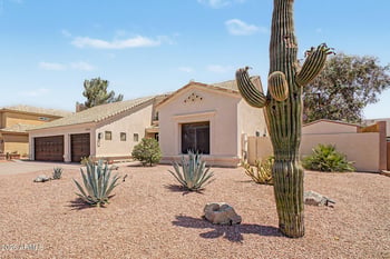 6463 Palm St, Mesa, AZ 85215