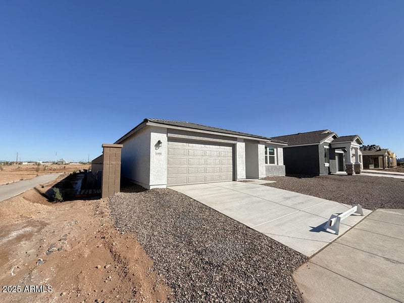 6466 Fiddleneck Way, San Tan Valley, AZ 85140
